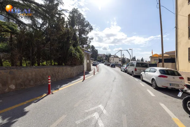 TERRENO URBANO. BARRIO MONACHIL — 12