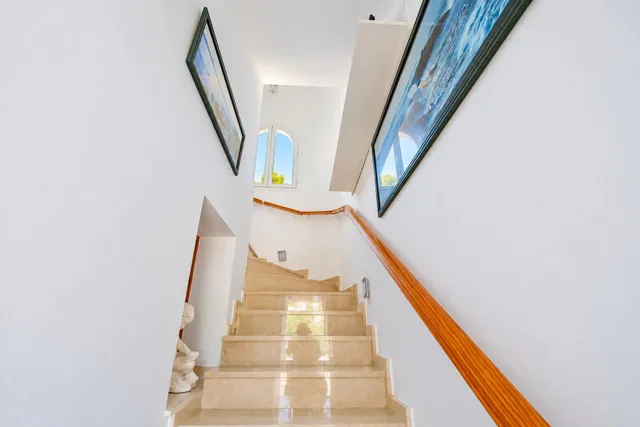 Villa con piscina, orientación sur y vistas al mar y montaña en Calpe — 24