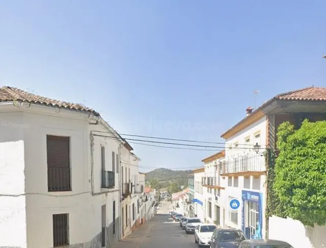 PISO EN CORTEGANA