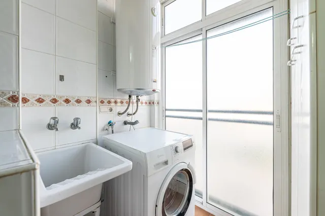 Exclusiva vivienda en primera línea de playa en el bajondillo – Torremolinos — 7