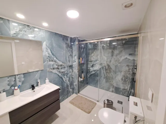 VIVIENDA COMPLETAMENTE REFORMADA Y PERFECTAMENTE EQUIPADA — 23