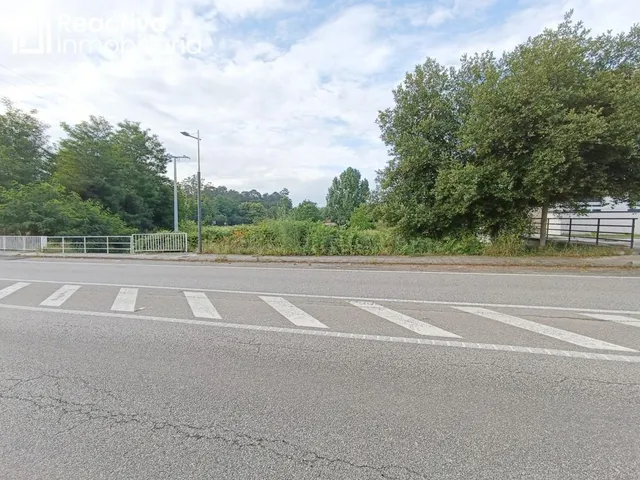 Terreno urbanizable en Brion - Bertamiráns - foto 5