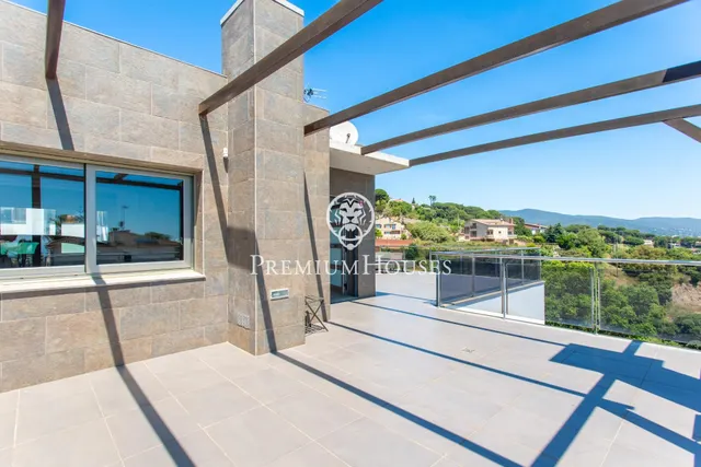Casa en venta en Sant Cebrià de Vallalta - Urb. Vistamar — 43