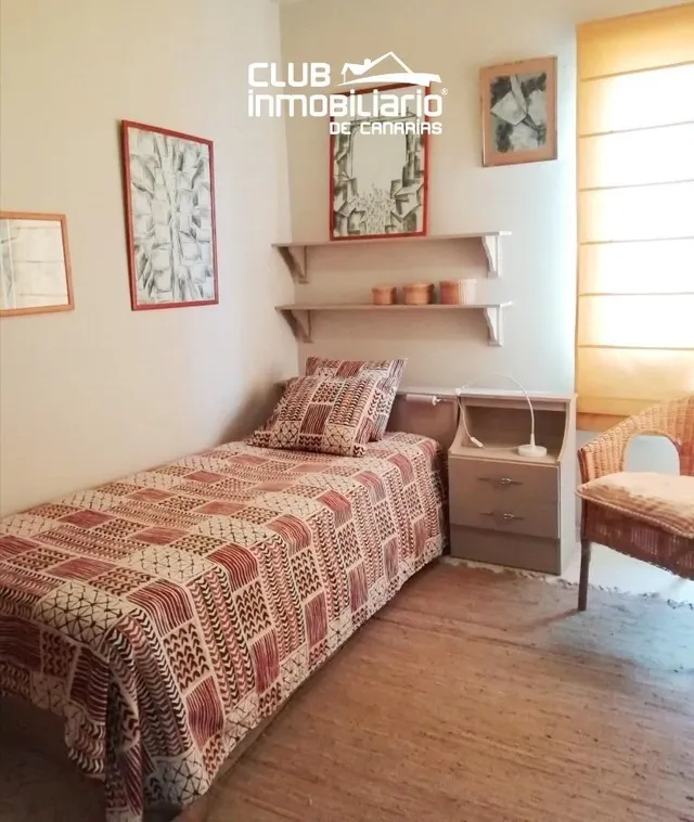 Piso amueblado de 3 dormitorios con terraza y jardín en tabaiba alta — 12