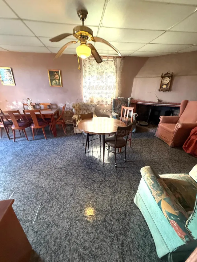 Oportunidad Única en Las Quemadas: Casa con Amplio Terreno y - foto 4