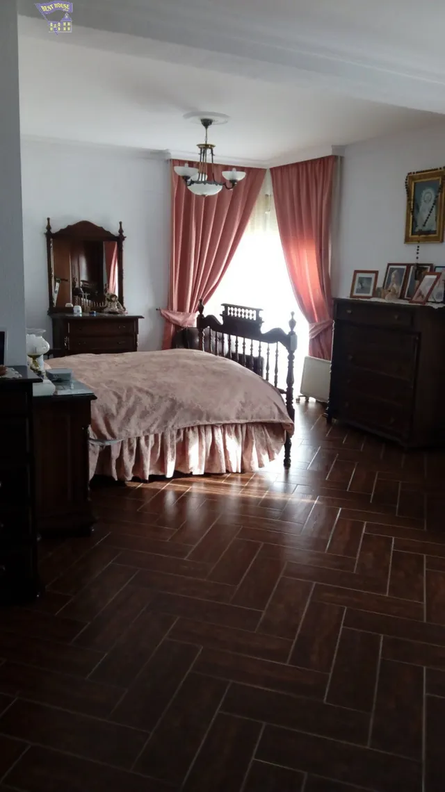 VENTA CASA EN ZONA CERCANA AL CENTRO — 11