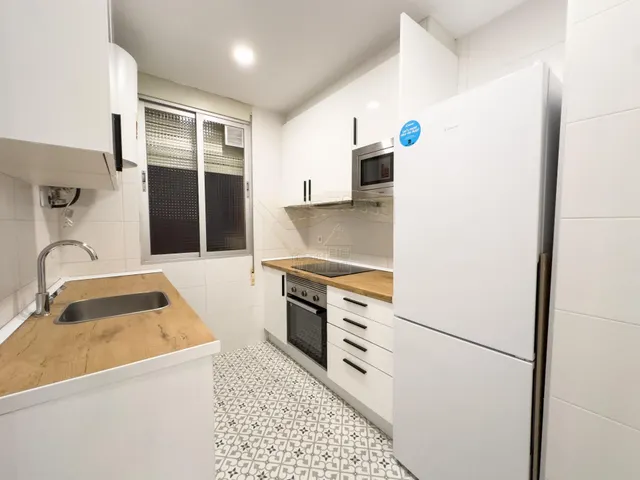 ESTUPENDO PISO EN FRENTE DE LOS JARDINES DE BENICALAP — 12