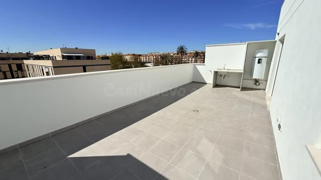 ESPECTACULAR ATICO DOS habitaciones, DOS TERRAZAS IMPRESIONA - foto 2