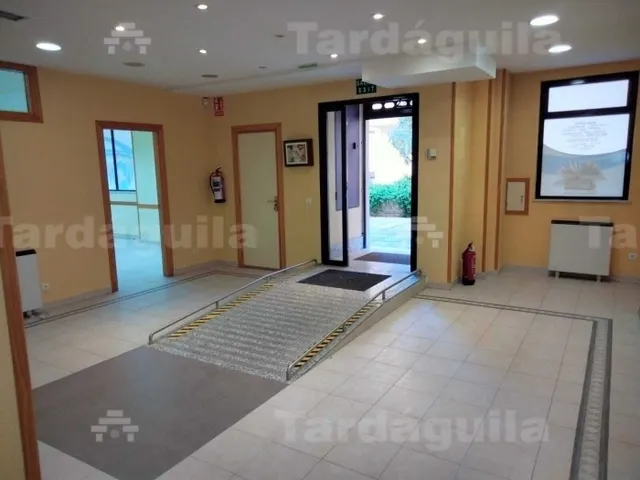 VENTA LOCAL ACADEMIA - CLINICA — 2