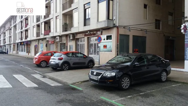 LOCAL COMERCIAL EN EL CENTRO DE LA VILLA. NOJA — 4