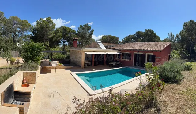 Exclusiva villa con piscina a 500 m de la playa en Cala Viny - foto 4