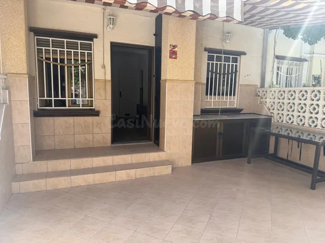 Bungalow en Santa Pola, Gran Playa - Junto Pola Park — 3