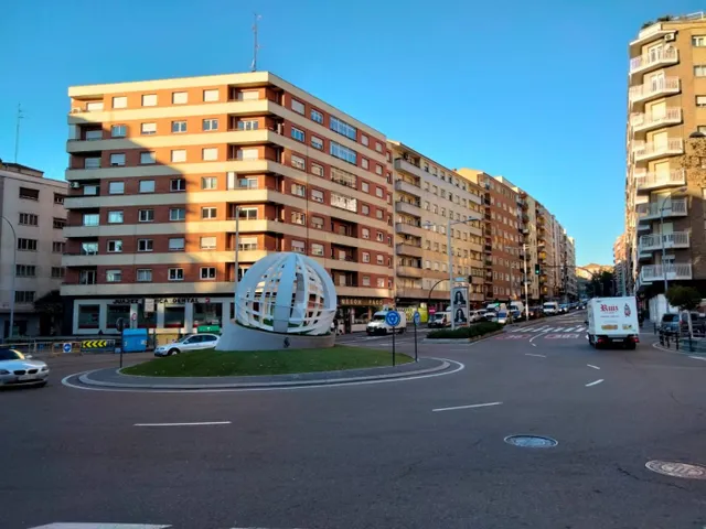 PLAZAS DE GARAJE EN VENTA EN AVENIDA PORTUGAL — 3