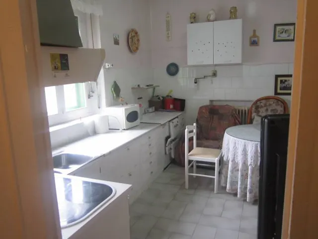 SE VENDE CASA EN EL CENTRO DE VALENCIA DE DON JUAN - foto 4