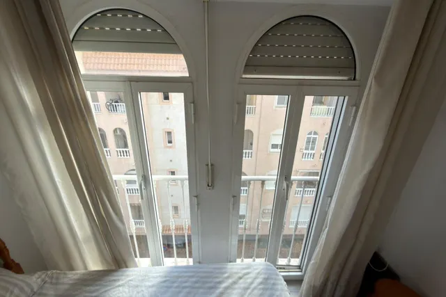 FABULOSO APARTAMENTO CON PISCINA COMUNITARIA, IDÓNEO COMO VACACIONAL — 25