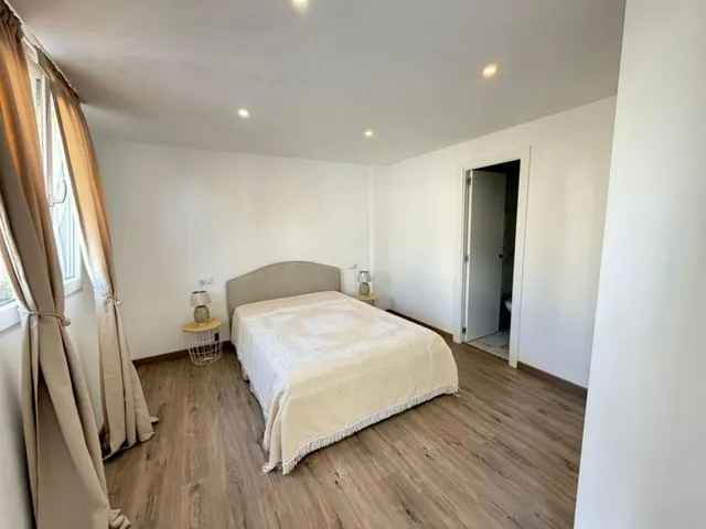 Casa 4 habitaciones 160m² en venta - Sector 25 — 13