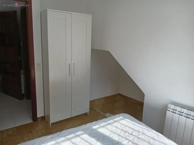 PISO EN ALQUILER EN RÚA ESPÍRITU SANTO, SANTIAGO — 10