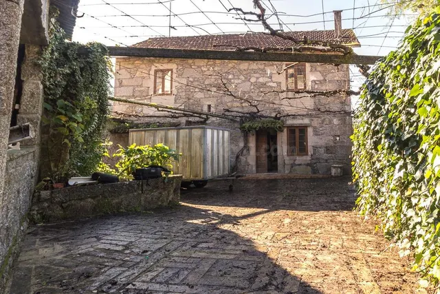 Encanto Gallego en Moraña: Casa de Piedra con Patio finca   