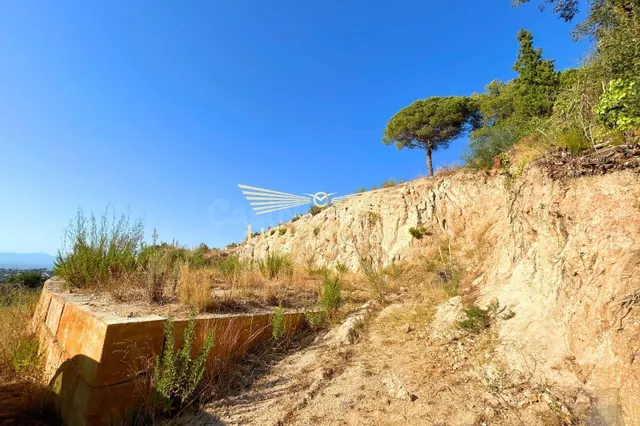 Parcela Urbana con vistas al mar y montañas. - foto 5