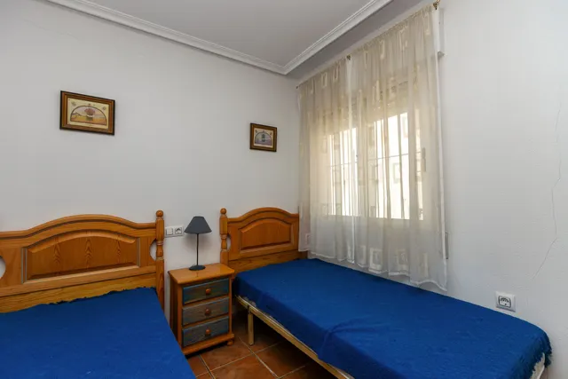 Casa 2 habitaciones 80m² en venta - La Zenia — 23