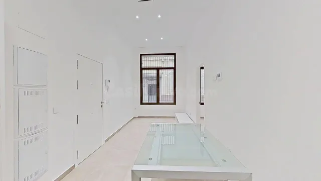BONITO APARTAMENTO EN CIUTAT VELLA - foto 2