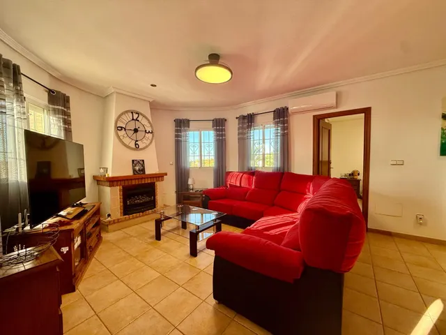 Espectacular villa independiente con piscina privada — 22
