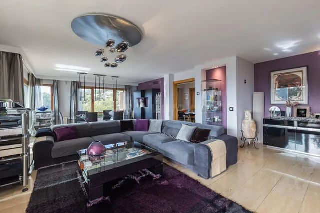 ÁTICO DE 4 habitaciones CON GRAN TERRAZA EN PLANTA, PARKING  - foto 3