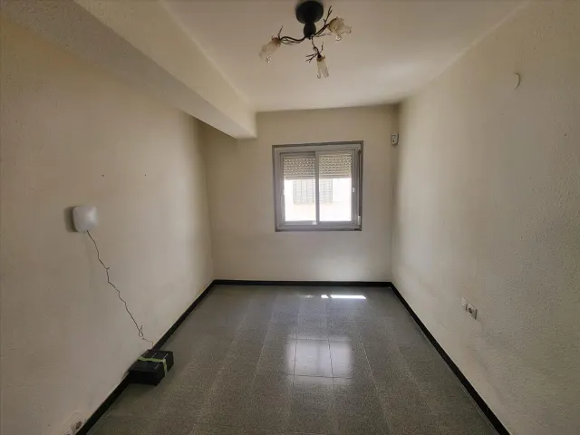 Piso de 3 habitaciones para actualizar en Ibi - SIN ASCENSOR — 6