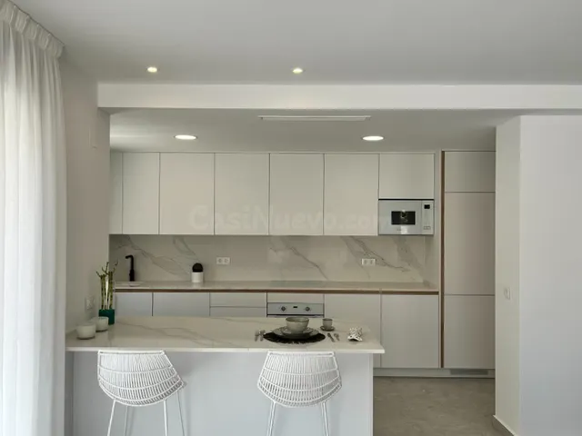 Vivienda a estrenar con 3 dormitorios en residencial con piscina — 19