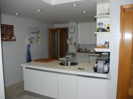 GRAN PISO EN LA MEJOR ZONA DE EL PORVENIR, CON 269 m2 — 12