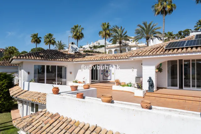 Chalet 5 habitaciones 525m² en venta - Riviera del sol — 28