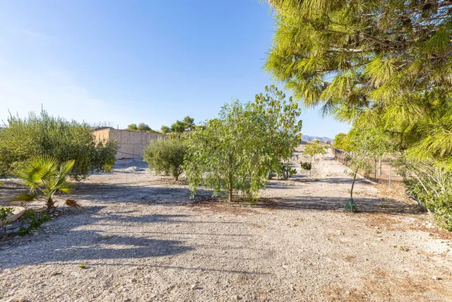 Casa con terreno — 15