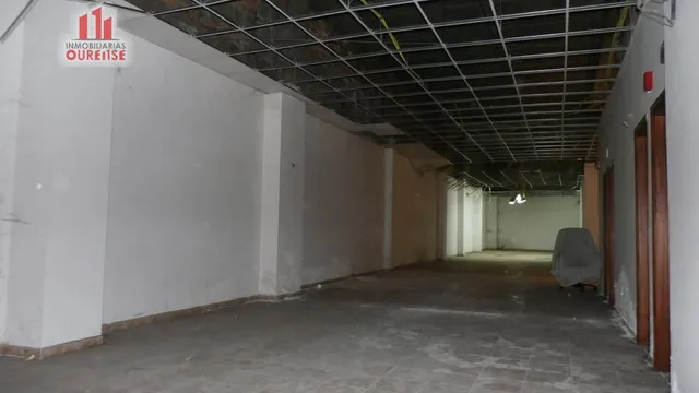 AMPLIO LOCAL COMERCIAL EN EL VEINTIUNO — 5