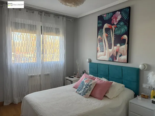 CHALET PAREADO  PRÓXIMO A ESPACIO LEÓN — 20