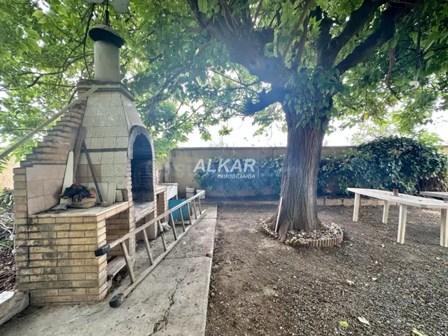 FINCA CON PISCINA A 5 MINUTOS DE TUDELA - foto 2