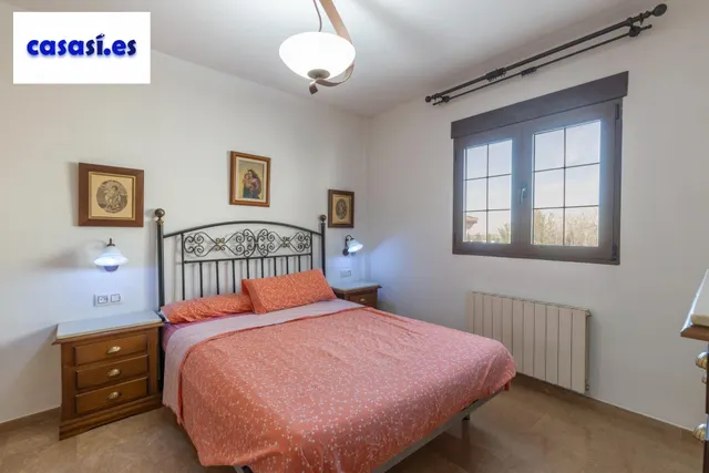 Adosada con 4 dormitorios, amplias terrazas y vistas a Granada y sierra nevada — 15