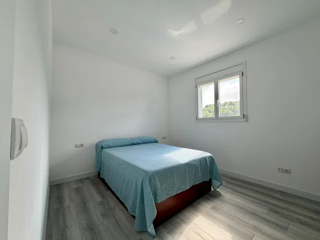 Casa de obra nueva con piscina a 10 minutos de vilanova i la geltrú — 20