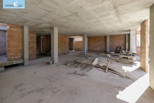 EDIFICIO en Güejar Sierra — 24