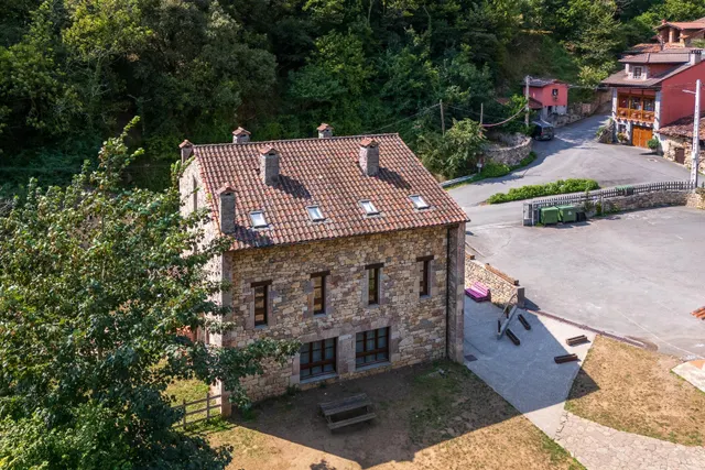 Complejo turístico en venta en cabrales: 32 habitaciones y 96 plazas entre los picos de europa y la costa asturiana — 7
