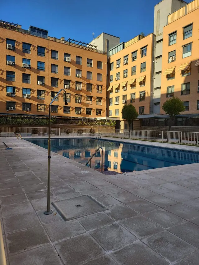 Piso en venta en Coslada - El Puerto por €460,000 — 3