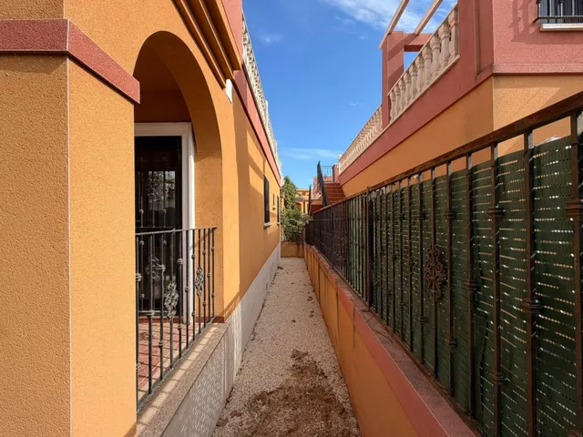 Magnifico chalet con piscina comunitaria, ideal para familias — 8