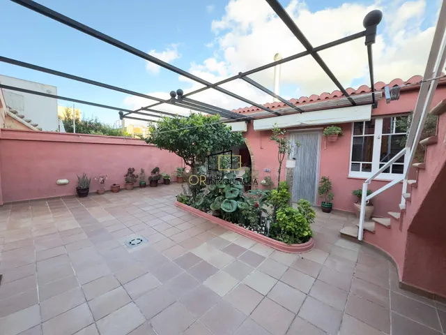Encantadora casa familiar con dos viviendas y espacio exteri - foto 4