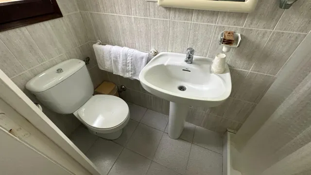HOSTAL EN 1º LINEA DE MAR — 26