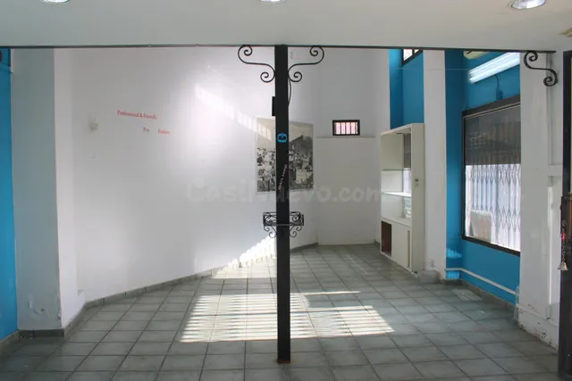Local comercial 80m² en venta - Oliva - foto 3