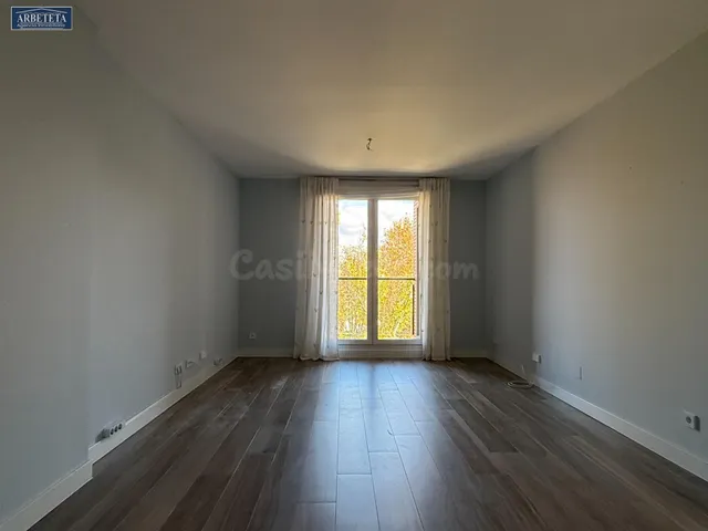 INMOBILIARIA ARBETETA VENDE PISO DE 3 DORMITORIOS EN ZONA CA - foto 4