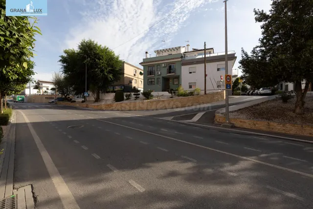 Casa independiente a 5 minutos de Granada en buen estado par - foto 4