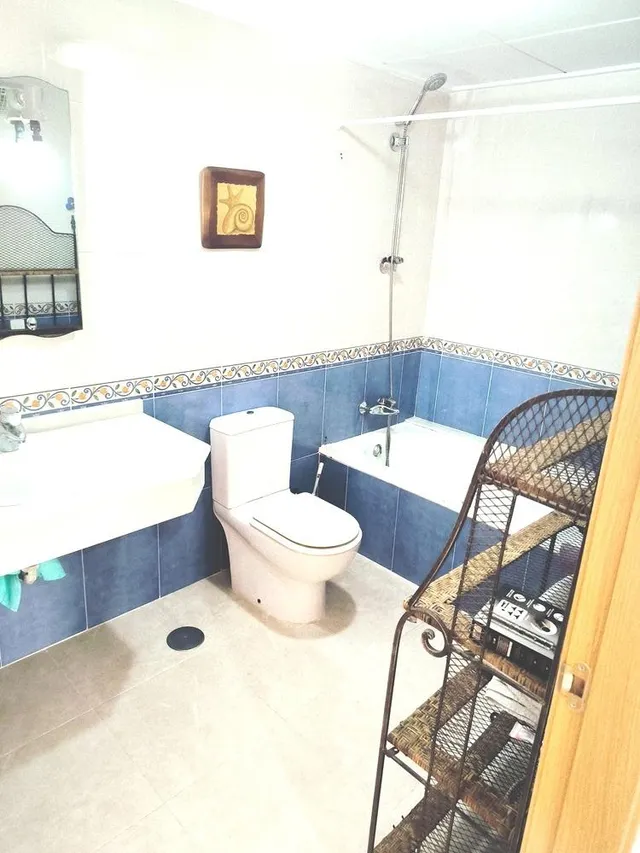Duplex de 5 dormitorios y sotano privado — 30