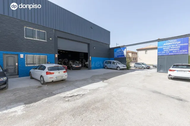 Nave industrial en venta en Atarfe (Granada) | 757 m2 constr - foto 4