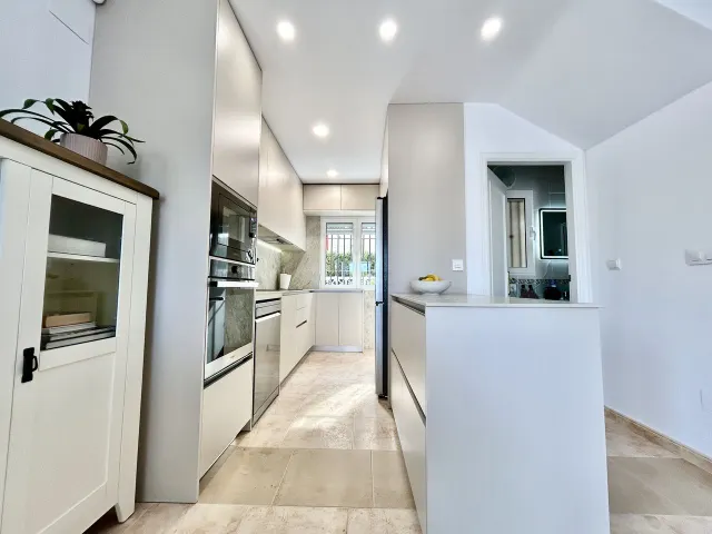 Chalet adosado de 3 dormitorios y 2 baños en orihuela costa (dehesa de campoamor) — 9