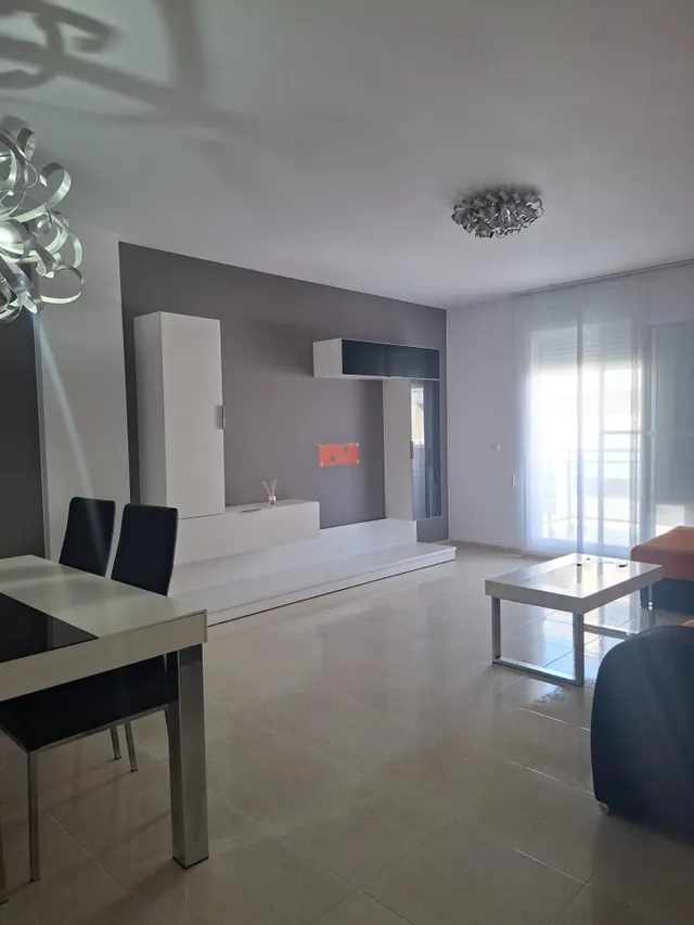 Amplio Piso Nuevo en el Corazón de Vinarós por €192,000 con piscina, parking y trastero — 8